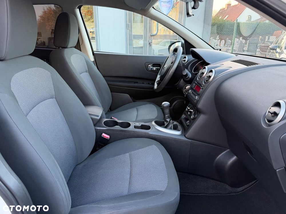 Nissan Qashqai - 12