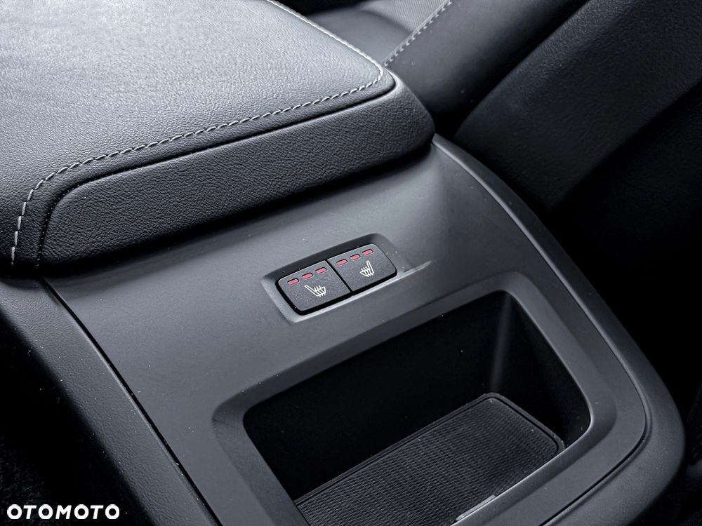 Volvo XC 60 B4 D Ultimate Dark - 22