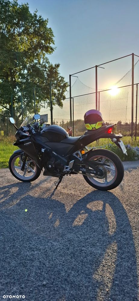 Honda CBR - 18