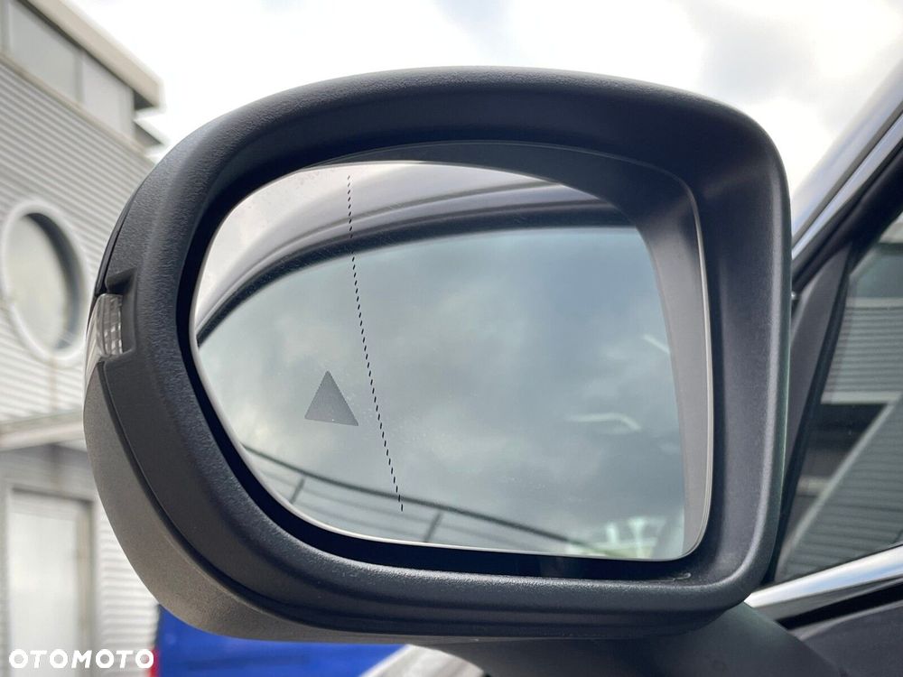 Mercedes-Benz CLA 200 d AMG Line 8G-DCT - 24