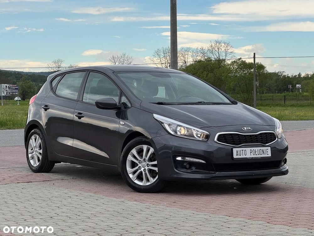 Kia Ceed - 1