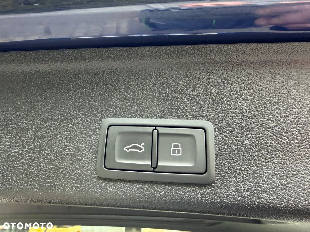 Audi A4 Avant 35 TDI S tronic - 32