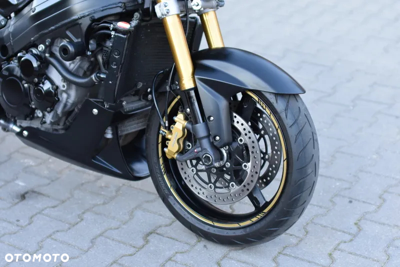 Suzuki GSX-R - 5
