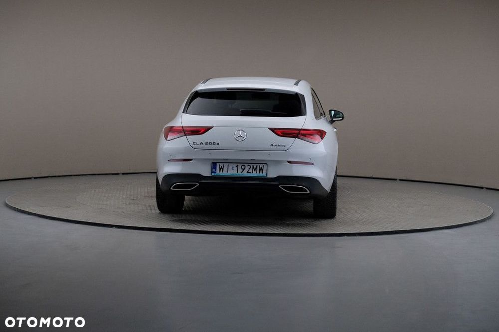Mercedes-Benz CLA - 5