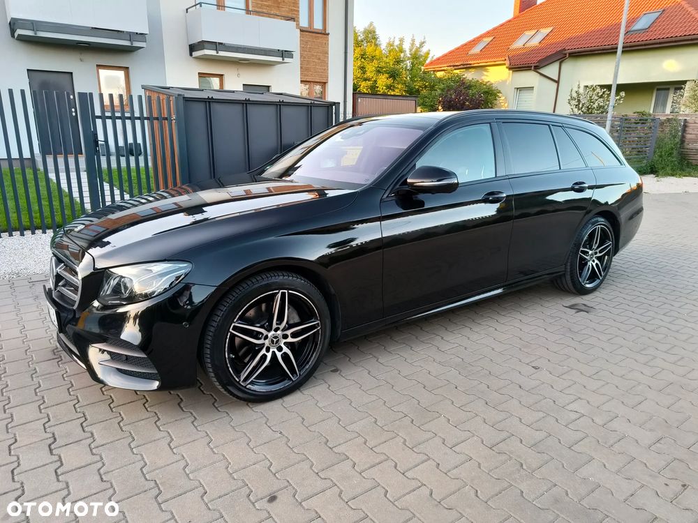 Mercedes-Benz Klasa E 220 d 4-Matic 9G-TRONIC - 1