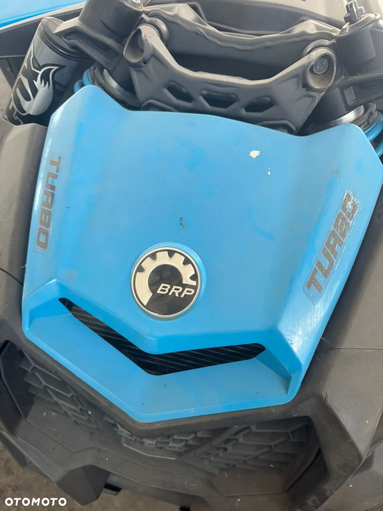 Can-Am Maverick - 10