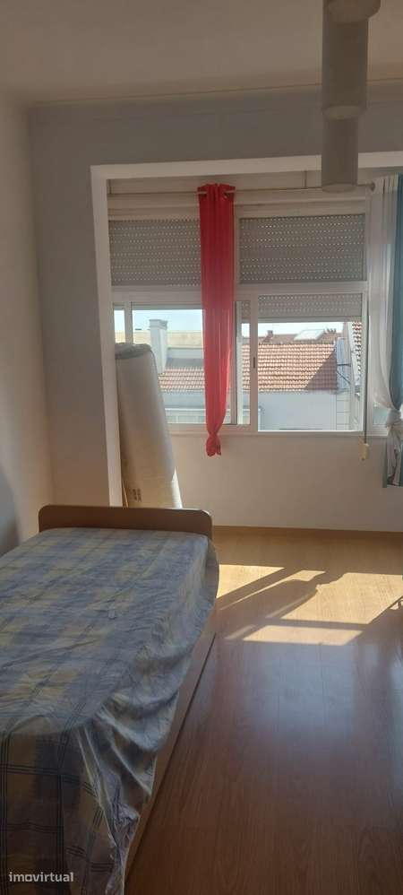 Apartamento T3 Amora - Seixal - Grande imagem: 4/11