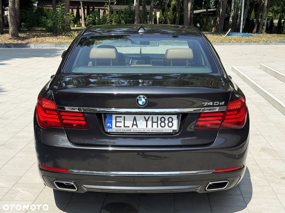 BMW Seria 7 740d xDrive Edition Exclusive - 12