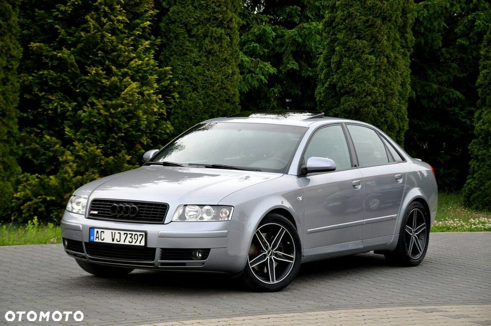 Audi A4 Limousine - 9