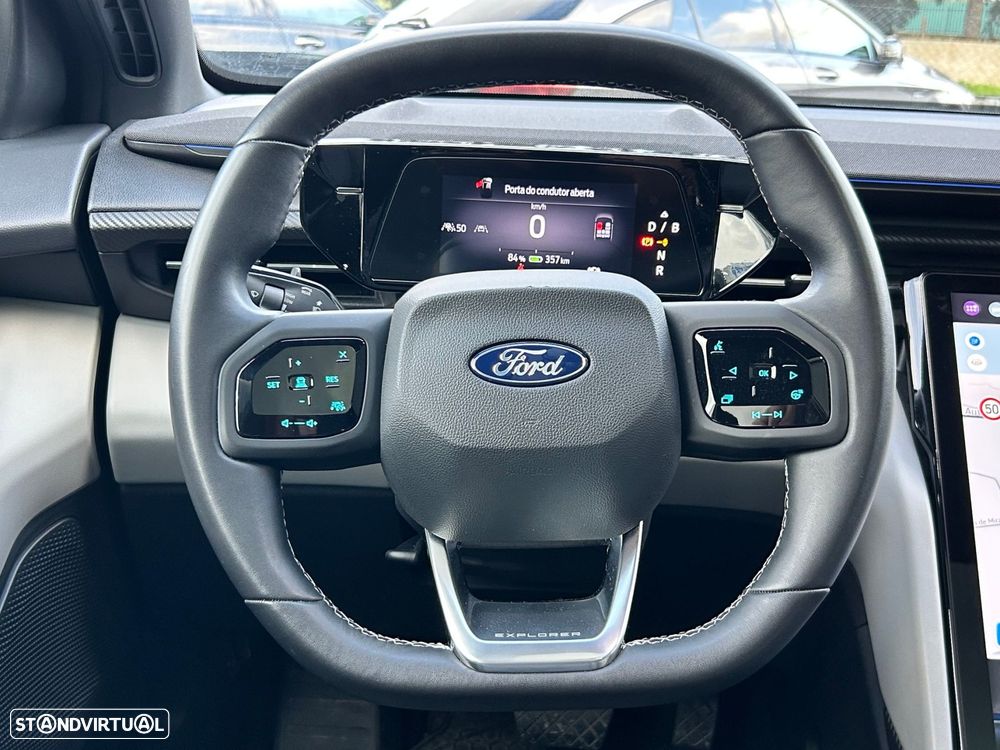 Ford Explorer 77 kWh Premium - 25