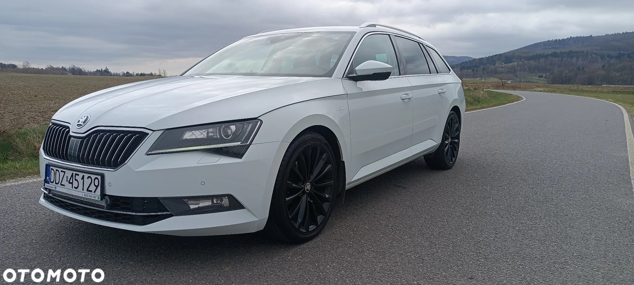 Skoda Superb Combi 2.0 TDI 4x4 DSG L&K - 3