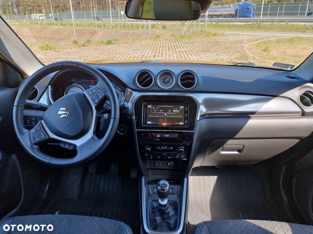 Suzuki Vitara 1.4 Boosterjet SHVS Elegance 2WD - 6
