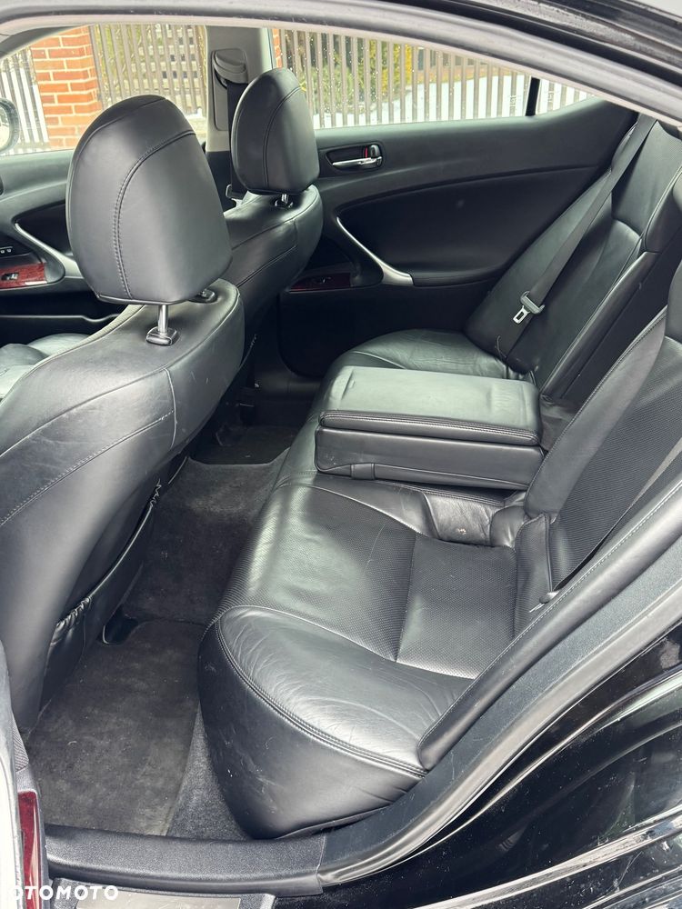 Lexus IS 250 Classic - 12