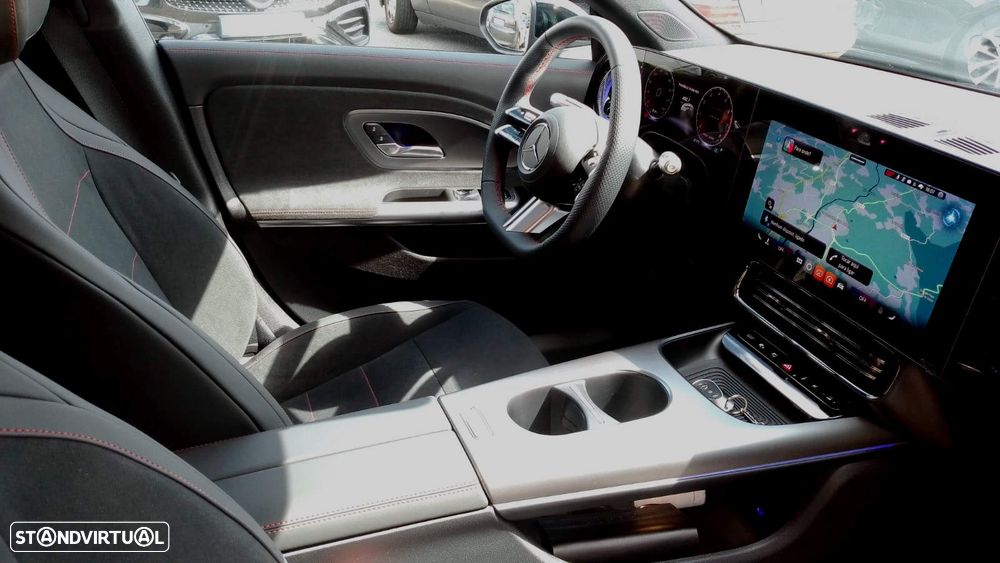 Mercedes-Benz CLA 220 Standard - 7