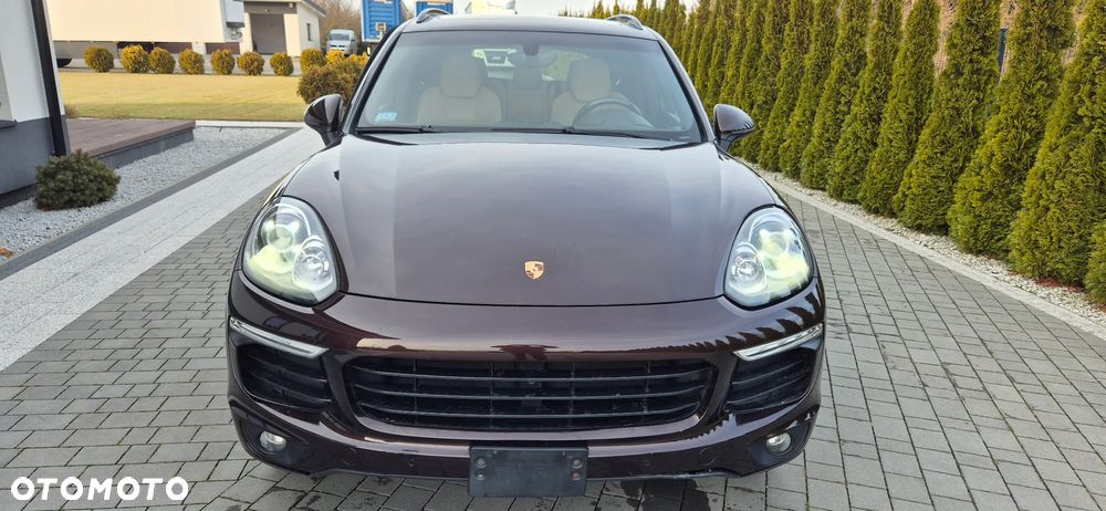 Porsche Cayenne Standard - 8