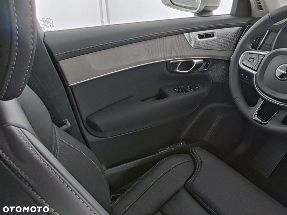 Volvo XC 90 T8 AWD Plug-In Hybrid Ultra Bright 7os - 12