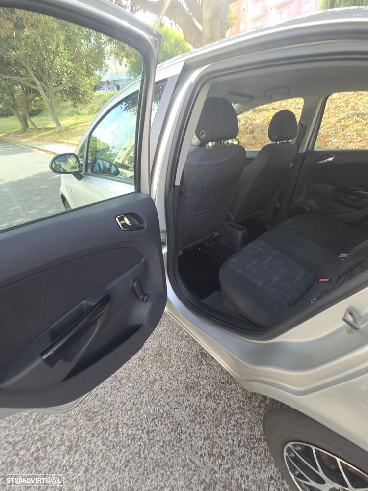 Opel Corsa 1.3 CDTI Enjoy EcoFLEX - 26