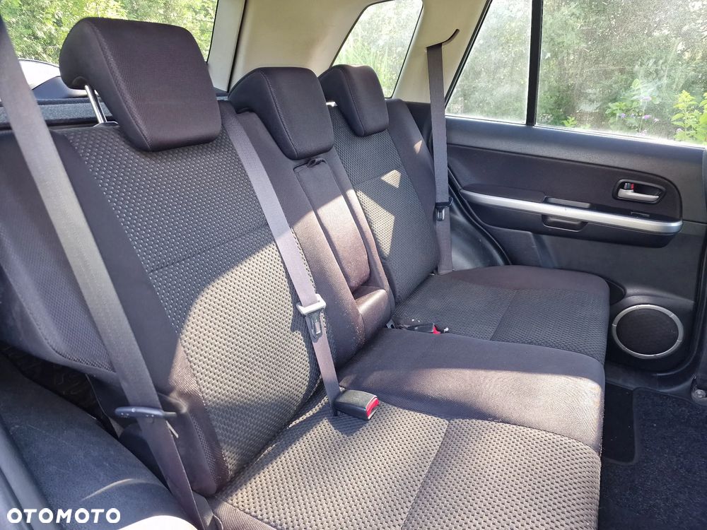 Suzuki Grand Vitara 1.9 DDiS Comfort - 10