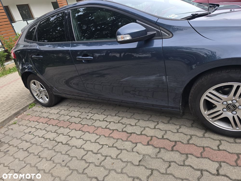 Volvo V40 - 8