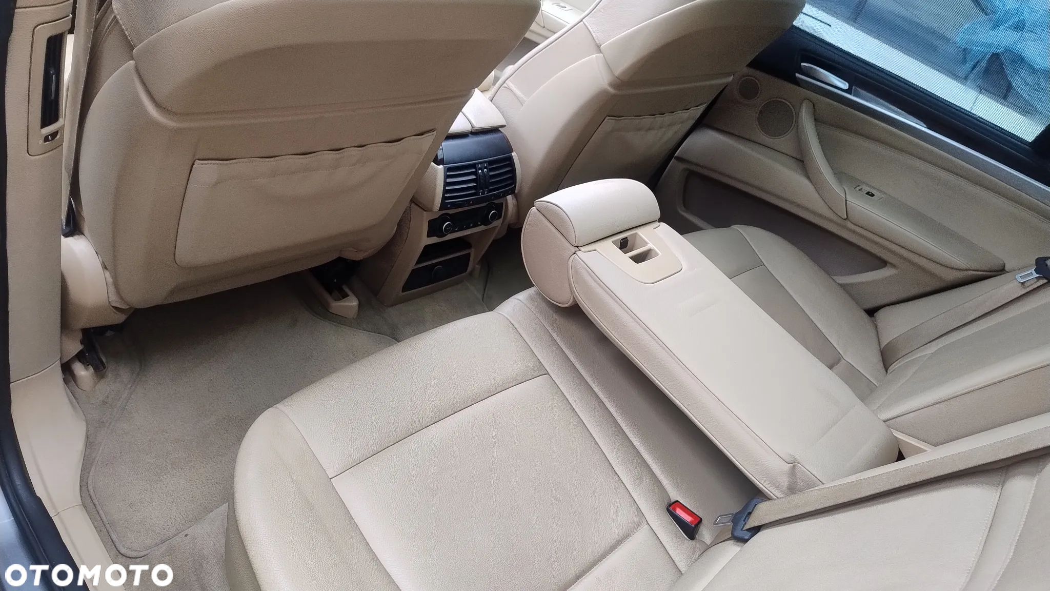 BMW X5 3.0si xDrive - 17