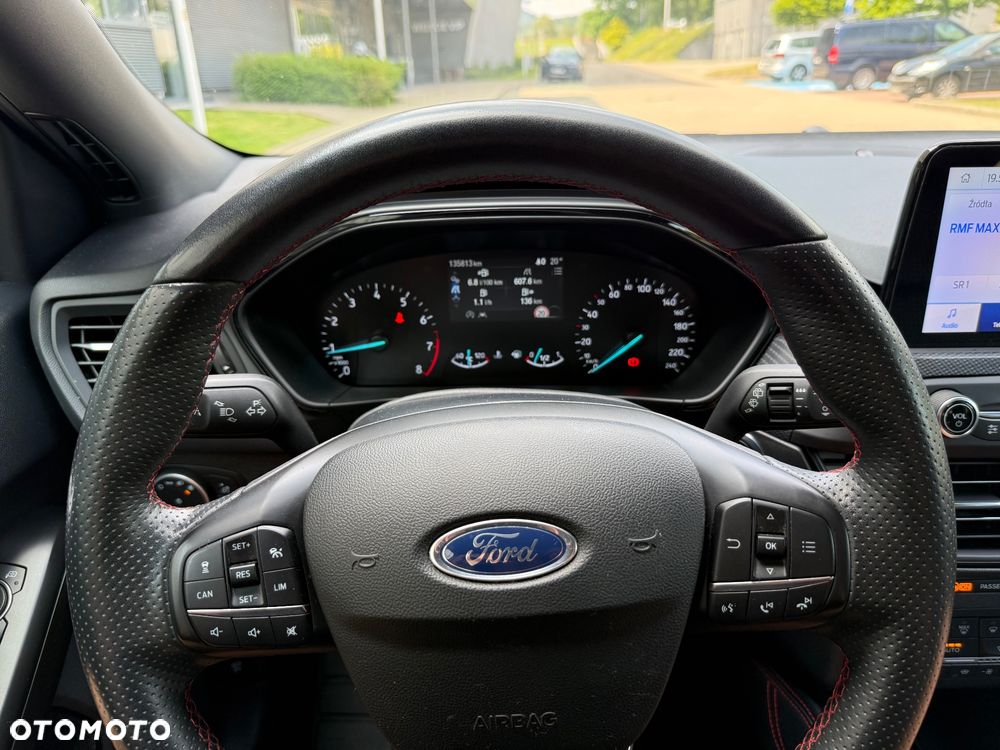 Ford Focus 1.5 EcoBoost STart-Stopp-System ST-LINE - 26