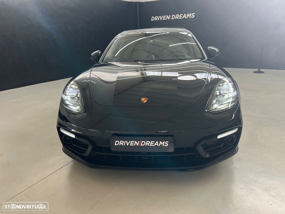 Porsche Panamera 4 E-Hybrid Platinum Edition - 21