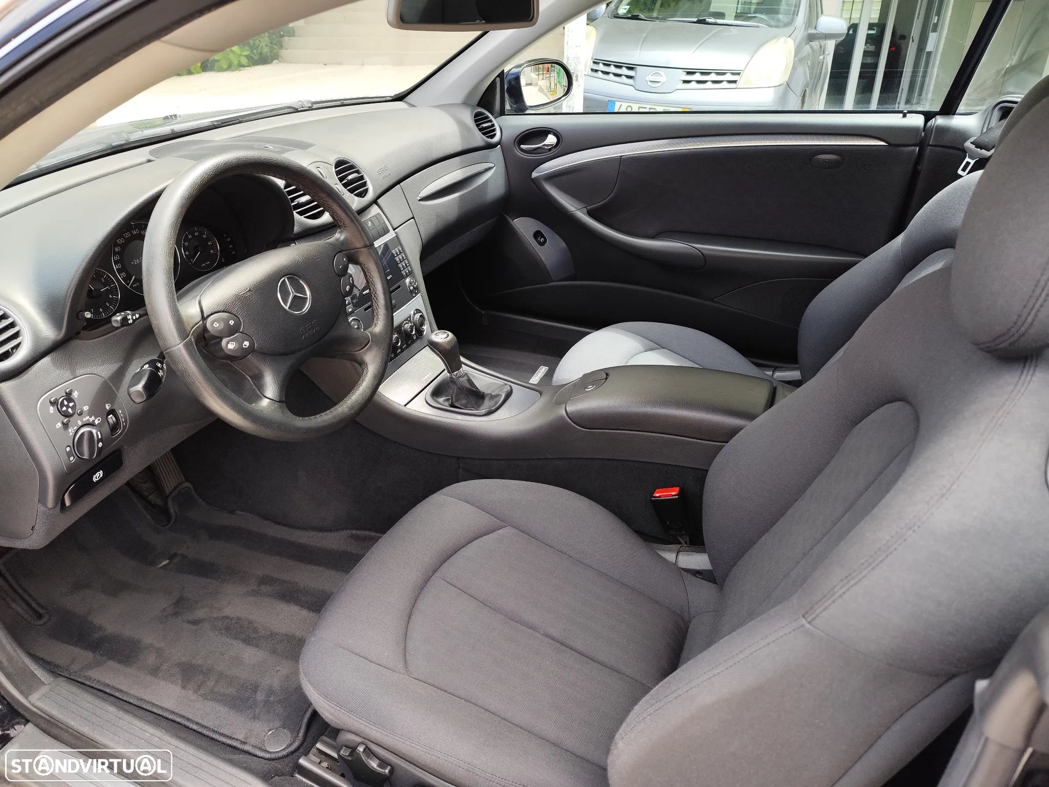 Mercedes-Benz CLK 200 K Avantgarde - 2