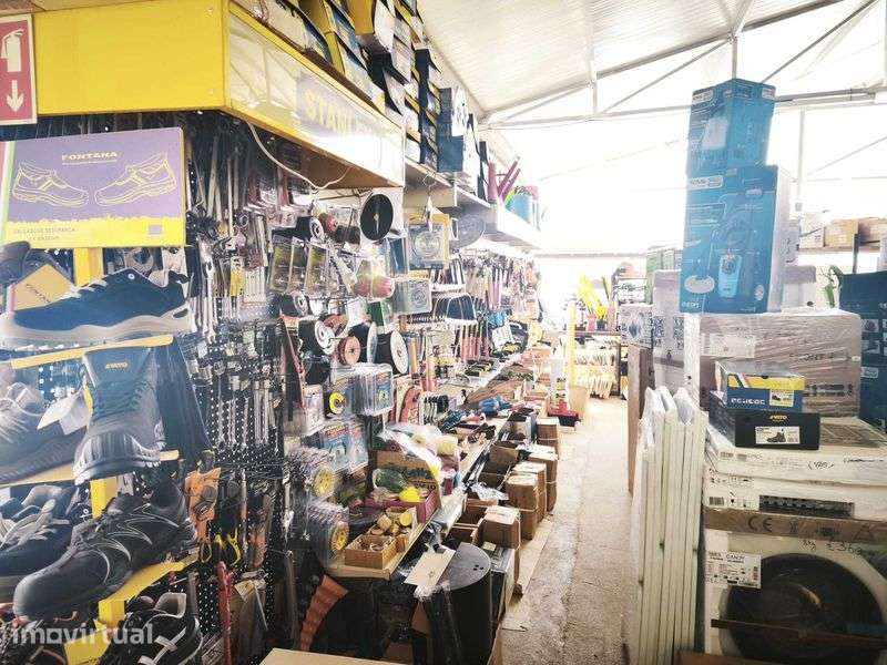 TRESPASSE ou VENDA DROGARIA no centro de Nespereira, Cinfães - Grande imagem: 5/5