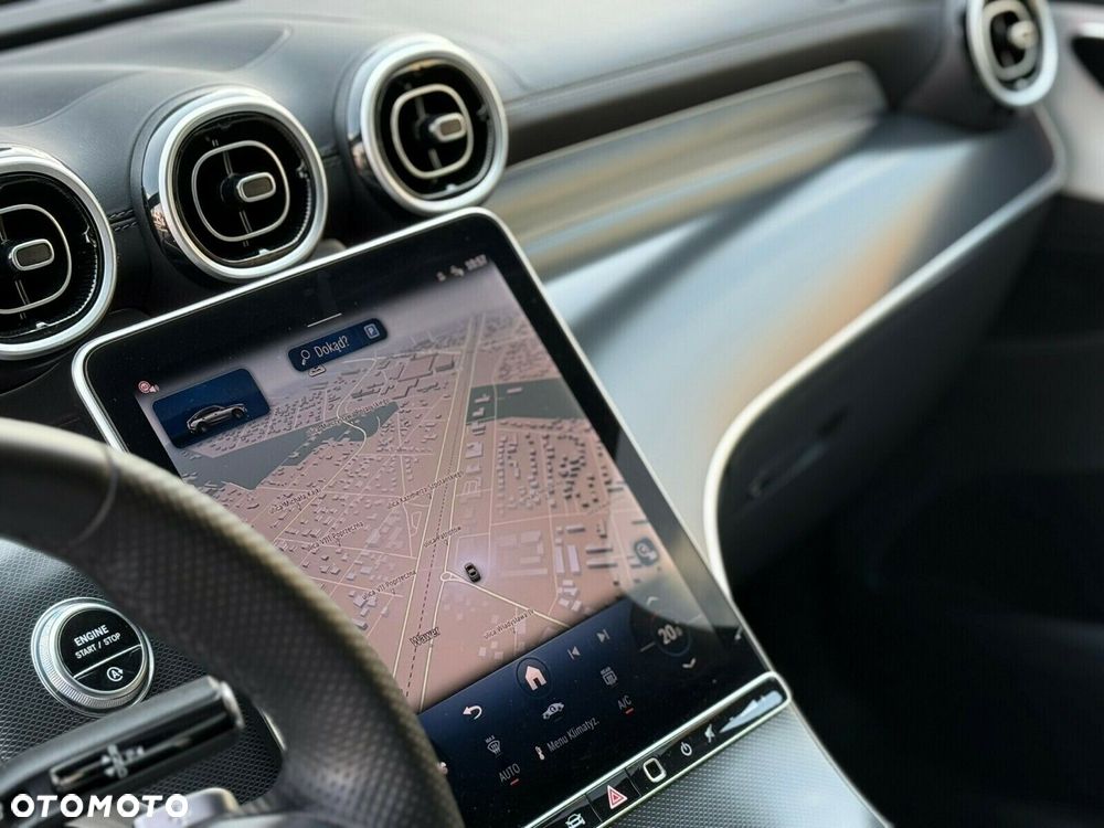 Mercedes-Benz GLC Coupe 200 mHEV 4-Matic AMG Line - 15