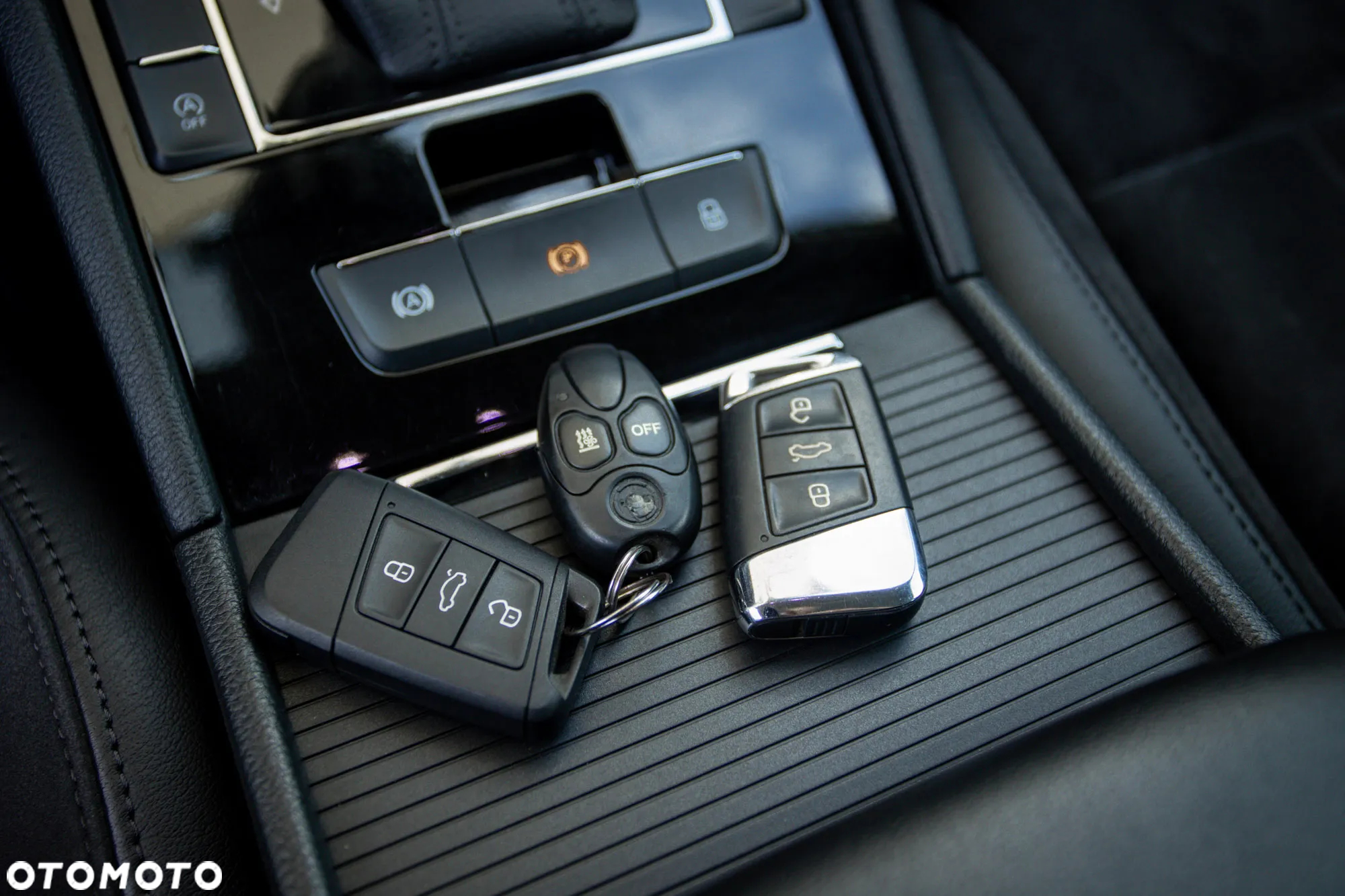 Skoda Superb 2.0 TDI DSG L&K - 27