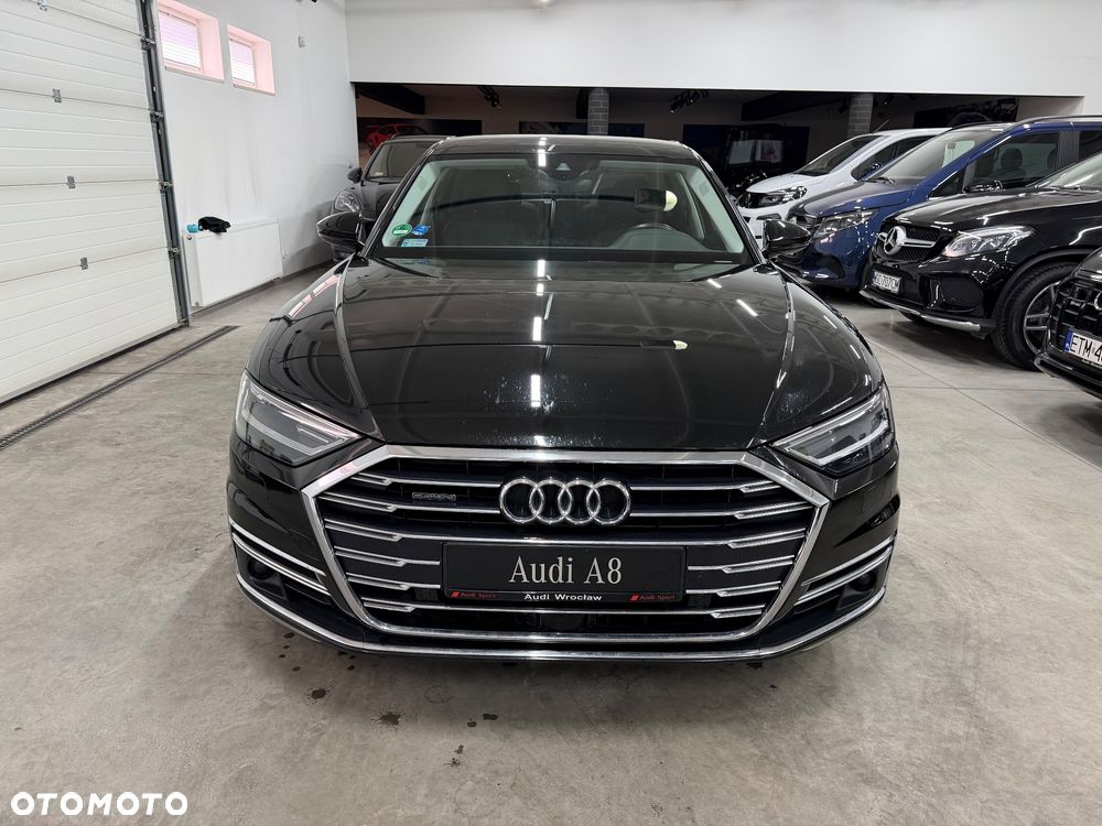 Audi A8 - 3