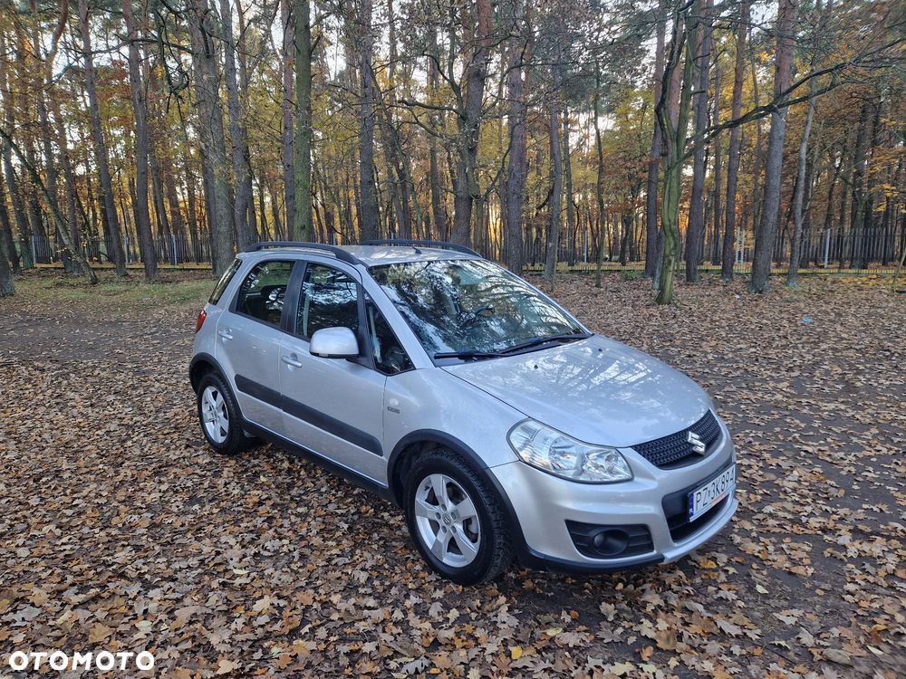 Suzuki SX4 2.0 DDiS Premium 4WD - 37