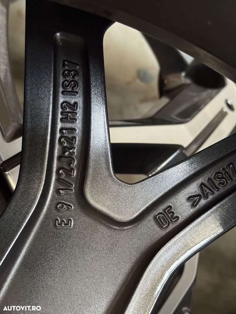Vând jante originale BMW X5-X6 G05-G06 pe 21” cu anvelope de iarnă - 19