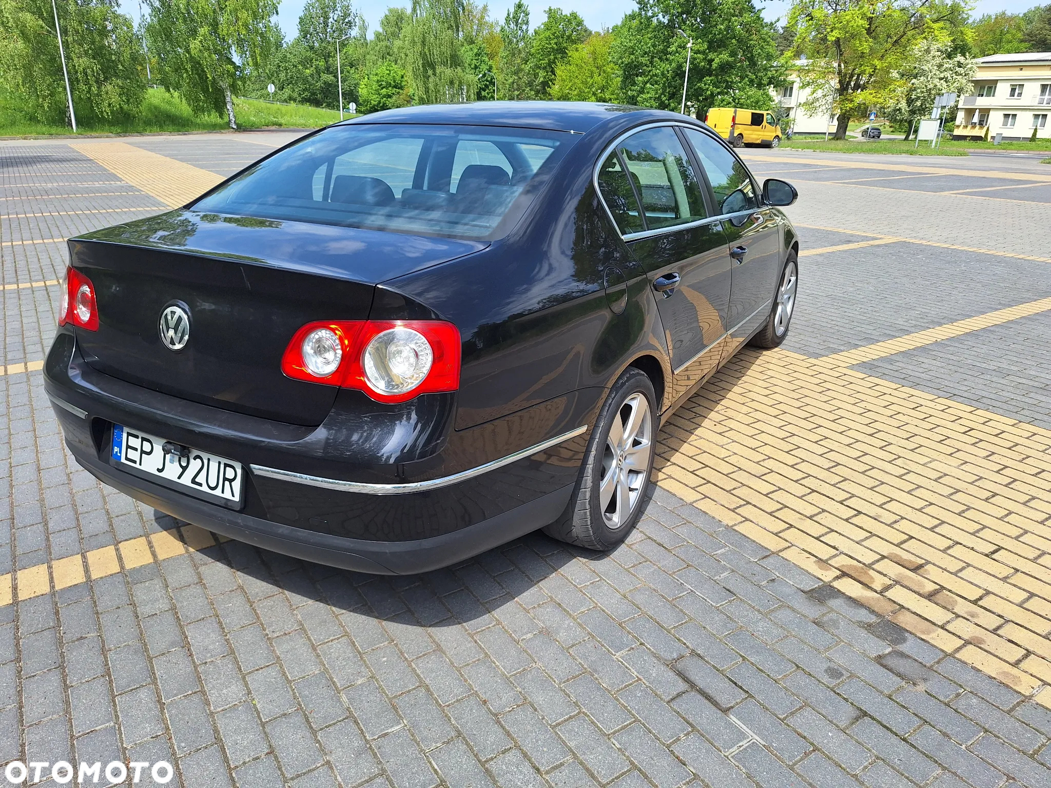 Volkswagen Passat 2.0 TDI Comfortline - 7