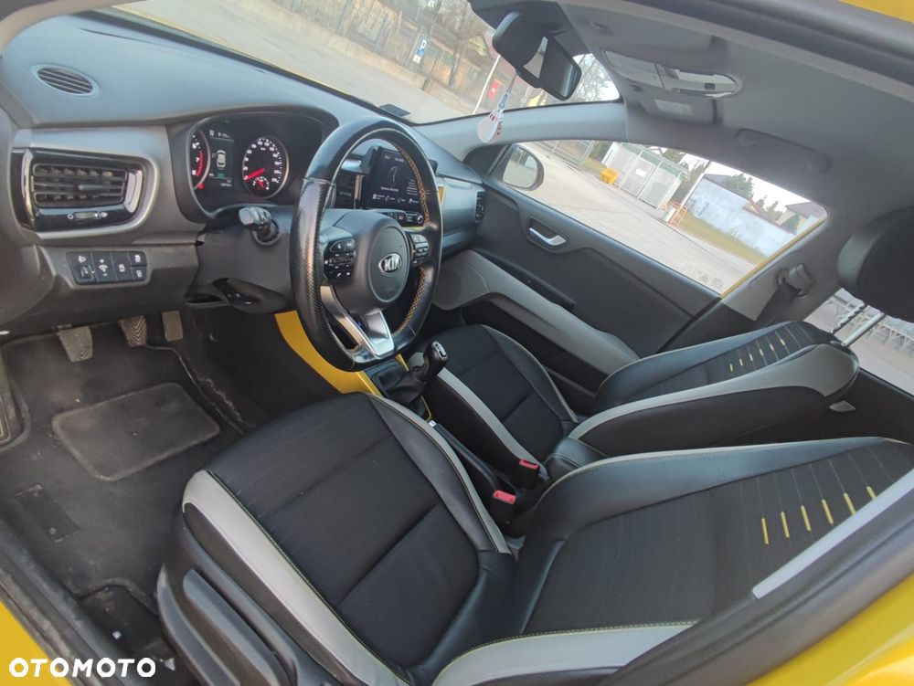 Kia Stonic 1.0 T-GDI MHEV L Business Line - 24