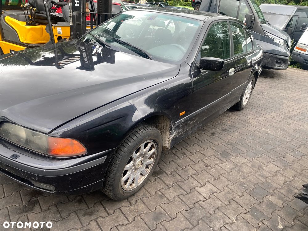 BMW E39 NA CZĘŚCI - 3