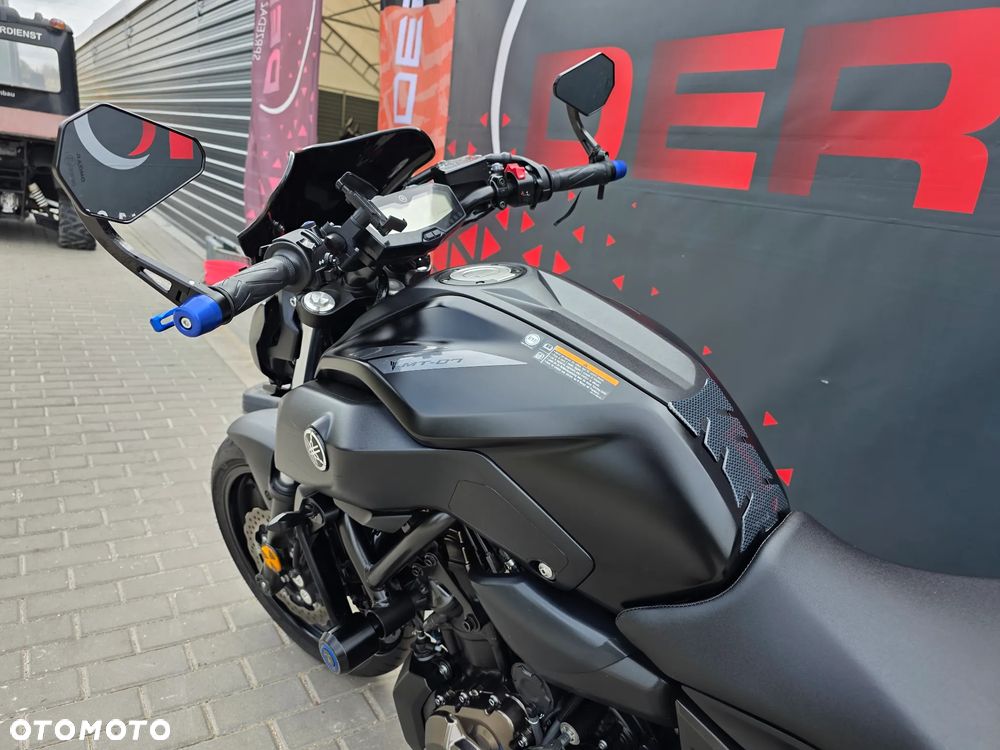 Yamaha MT - 9