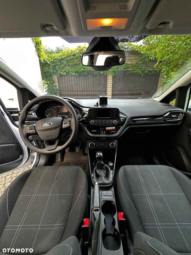 Ford Fiesta 1.1 Trend - 14