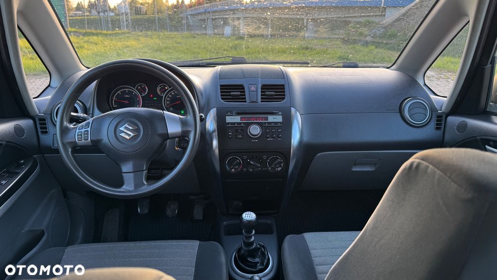Suzuki SX4 2.0 DDiS Comfort 4WD - 13