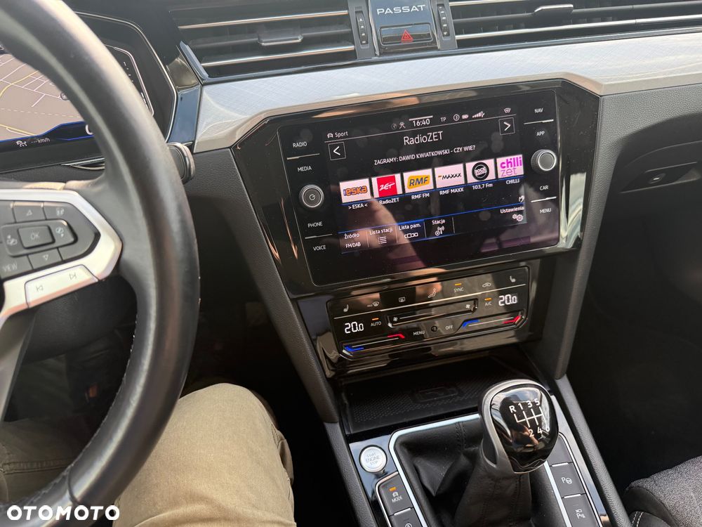 Volkswagen Passat Variant 2.0 TDI EVO Business - 31