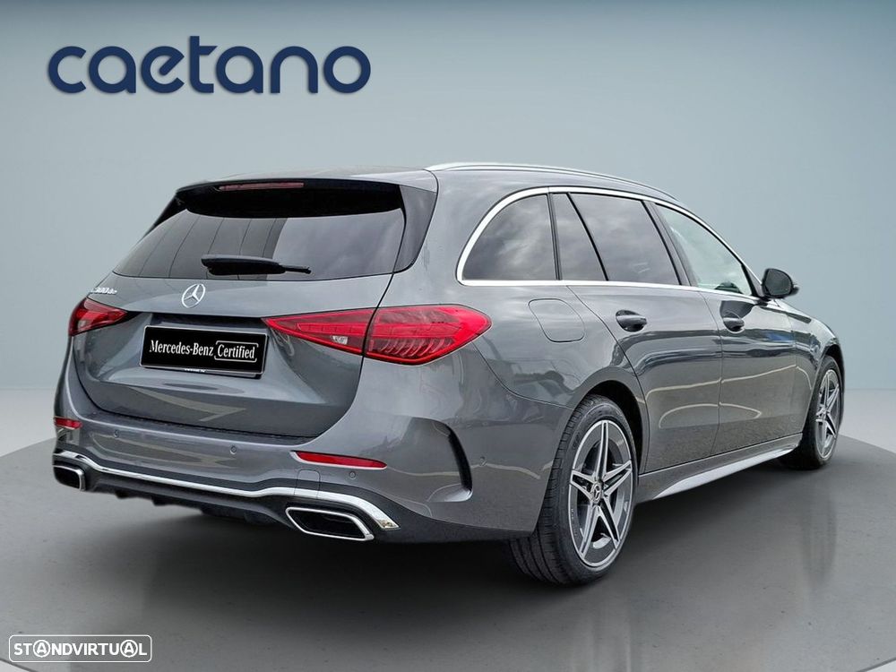 Mercedes-Benz C 300 de AMG Line - 8