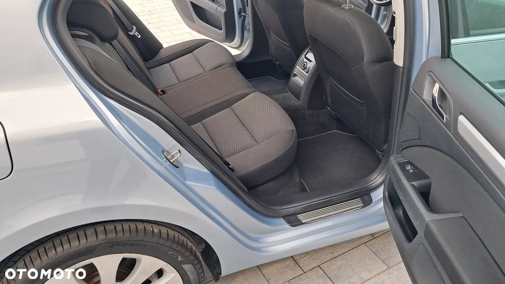 Skoda Superb 1.8 TSI Comfort DSG - 17