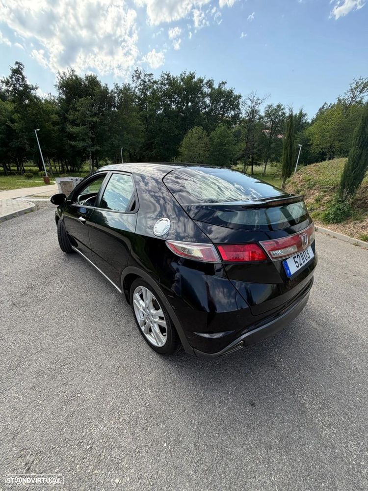 Honda Civic - 4