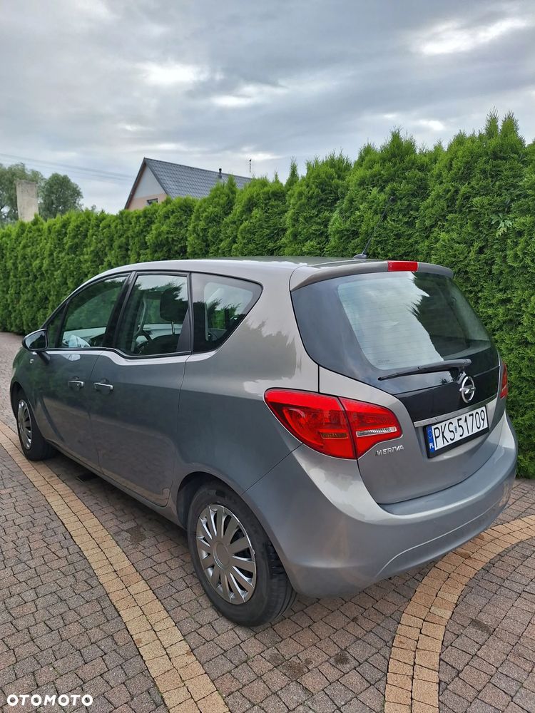 Opel Meriva - 10