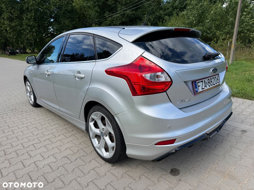Ford Focus 1.0 EcoBoost Edition - 6