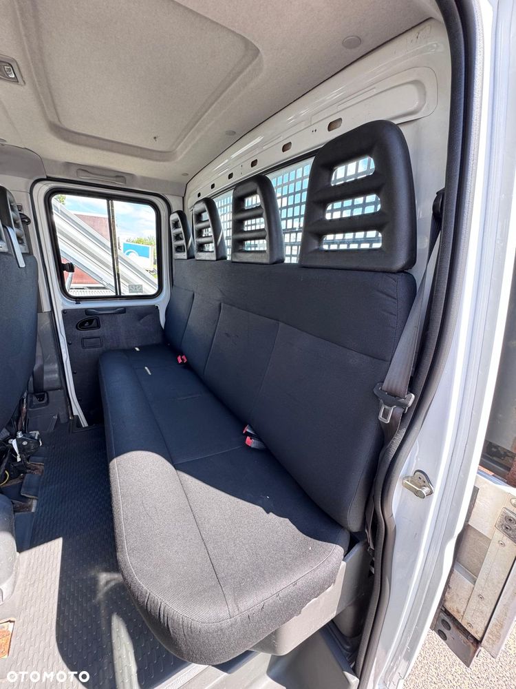 Iveco Daily 29L12 7-osobowa brygadowka (680) - 12