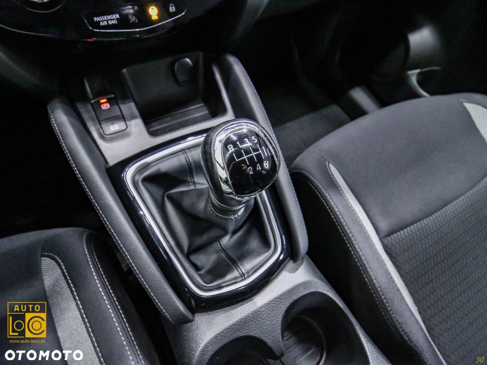 Nissan Qashqai 1.3 DIG-T N-Connecta - 22