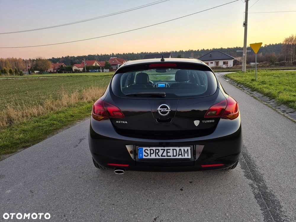 Opel Astra 1.4 Turbo Cosmo - 5