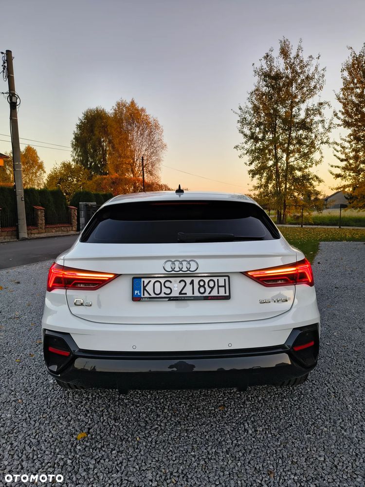 Audi Q3 Sportback - 8