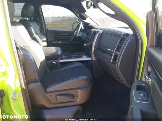 Dodge RAM 1500 5.7 4x4 - 12